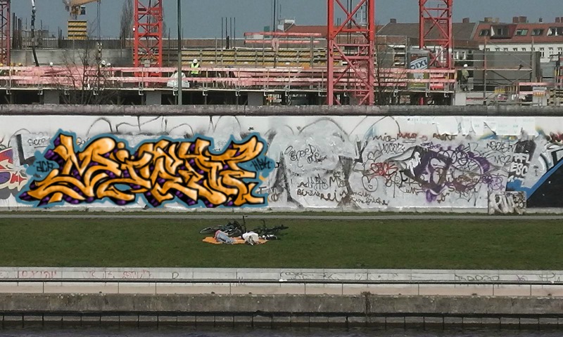 Bombing 1390127624093