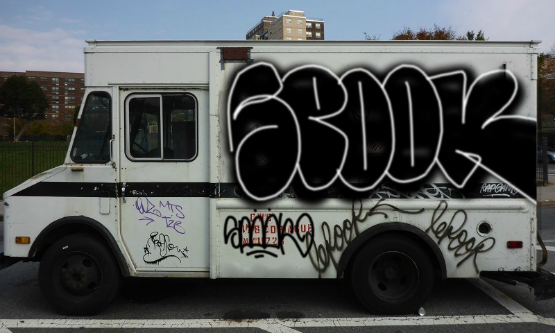 Bombing 1564138182675