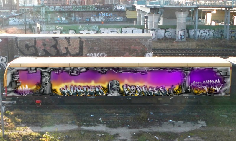 Bombing 1570388911570