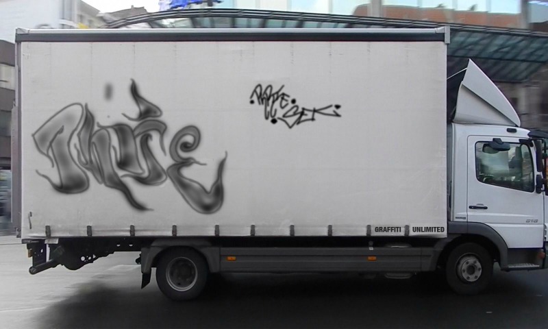 Bombing 1574132493589