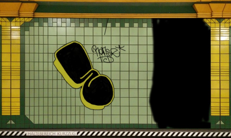 Bombing 1587002036425