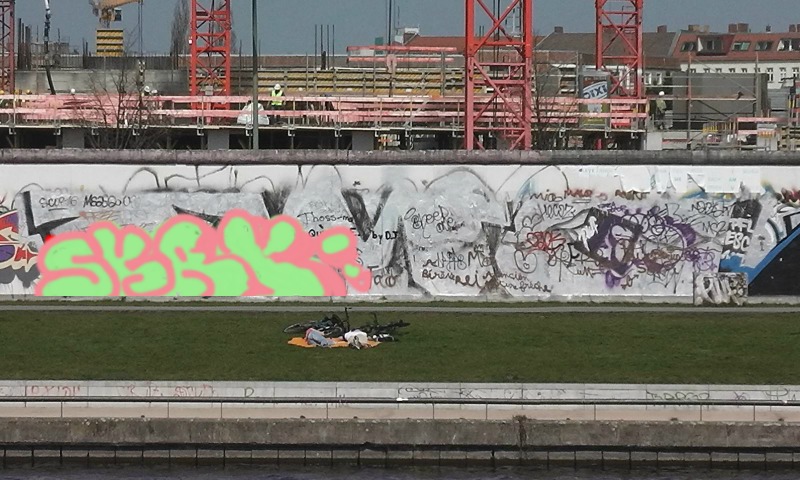 Bombing 1597351403728