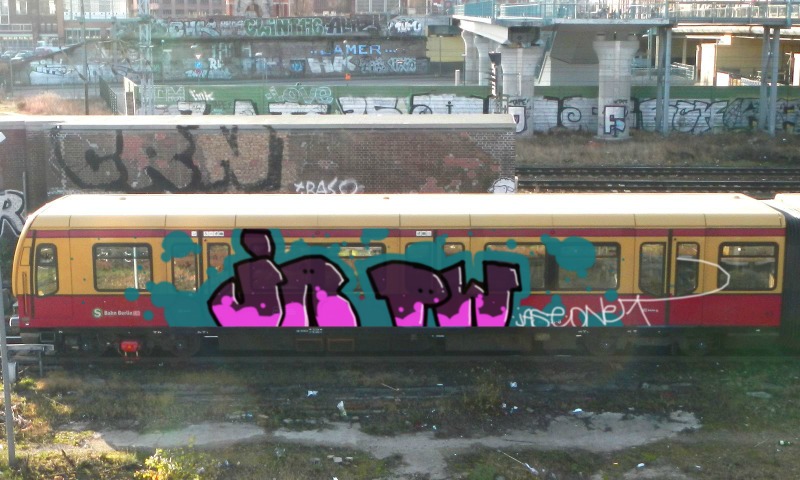 Bombing 1397547381418