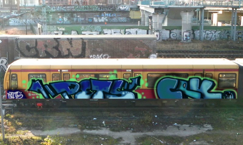 Bombing 1639875470381