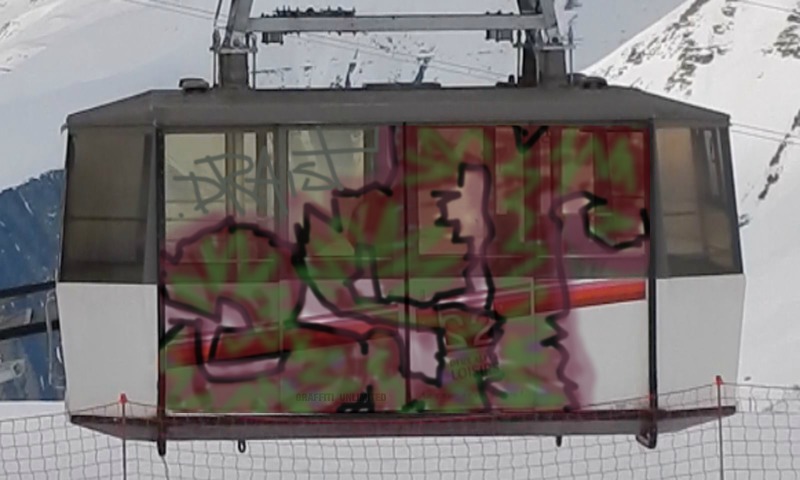 Bombing 1639921166204