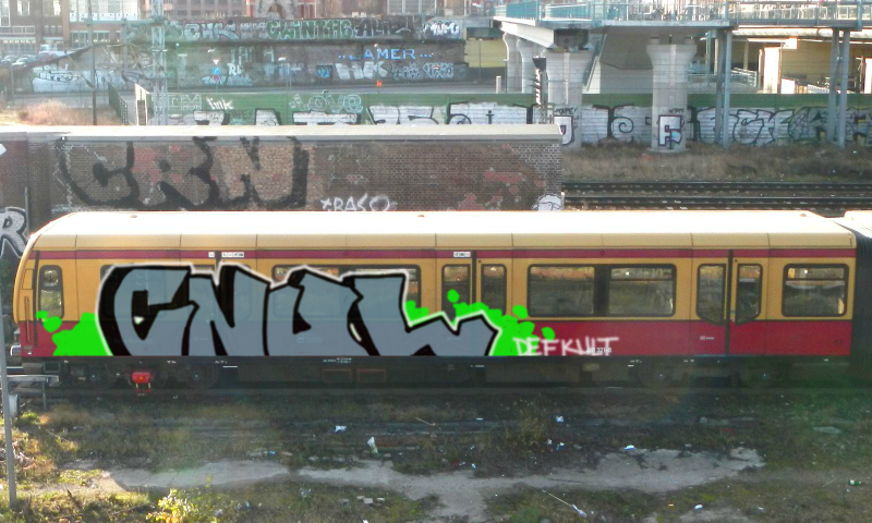 Bombing 1400511143262