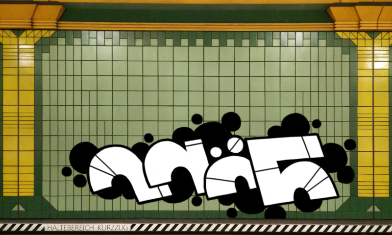 Bombing 1673502895628