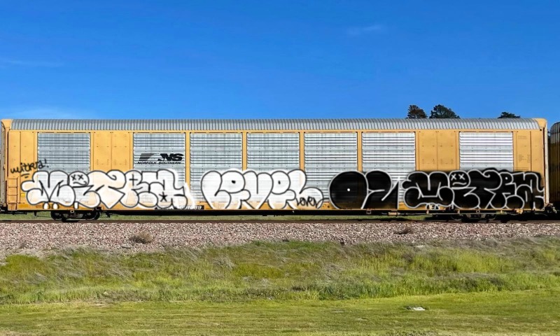 Bombing 1676845126024