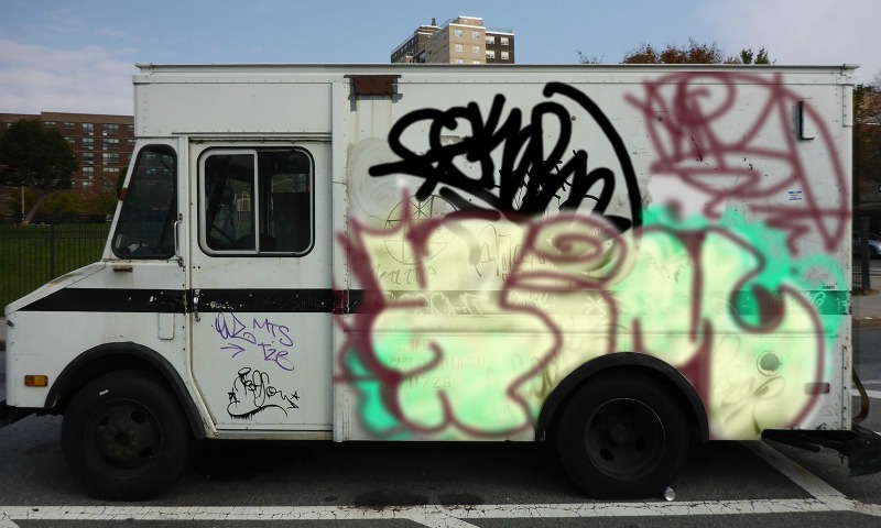 Bombing 1683251252877