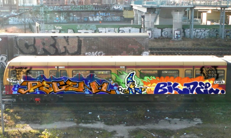 Bombing 1684335383317