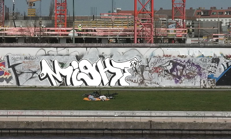 Bombing 1698439997727