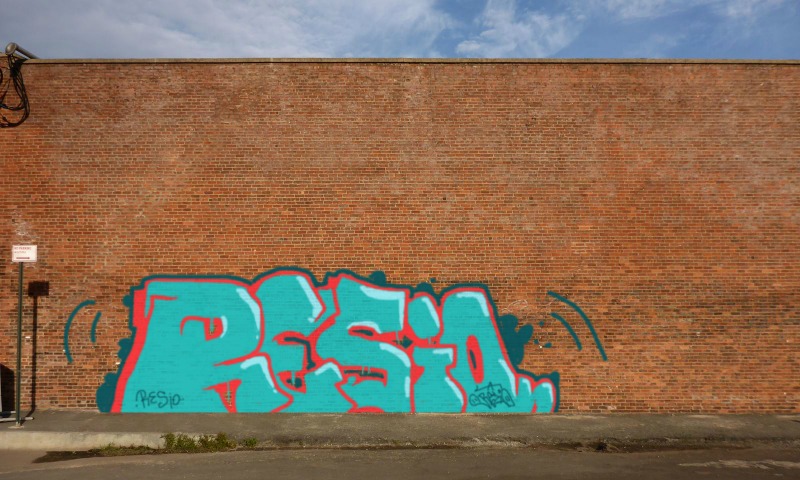 Bombing 1749000978304