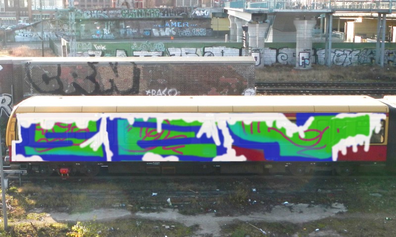 Bombing 1409438835139