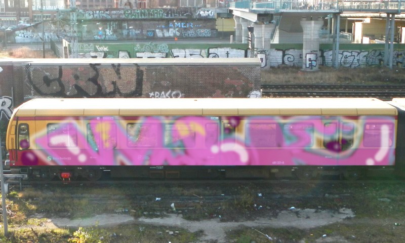 Bombing 1412013599532