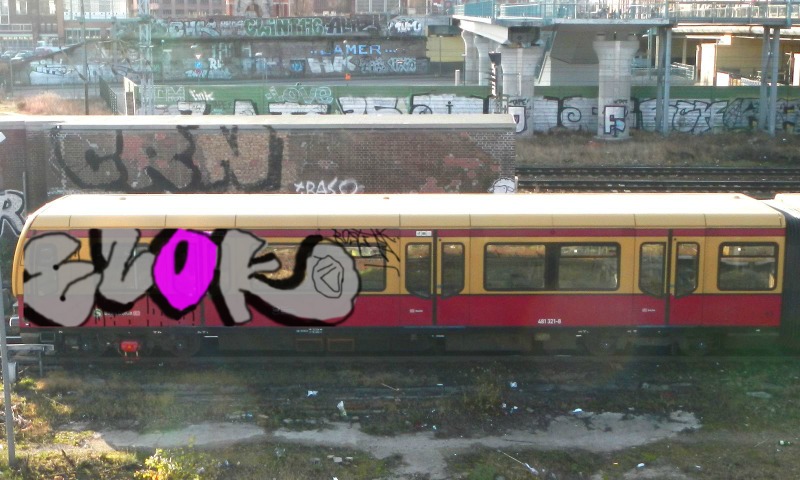 Bombing 1414887657605