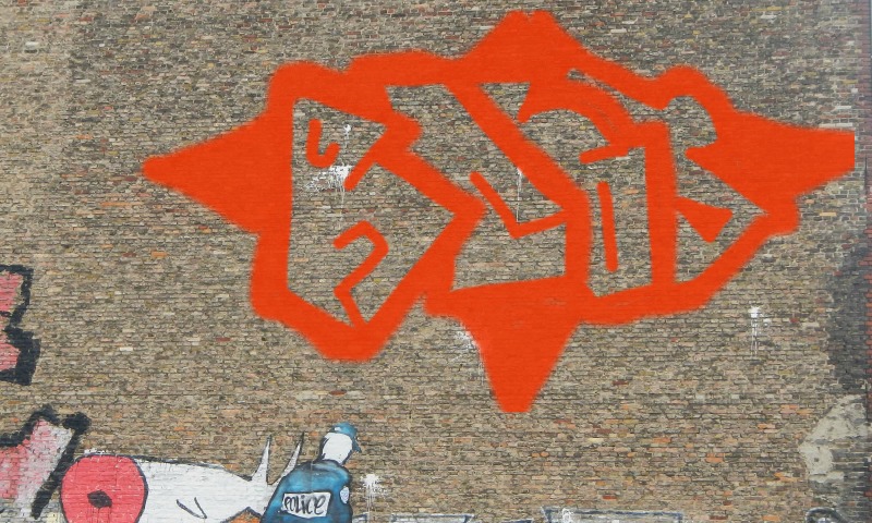 Bombing 1415070072042