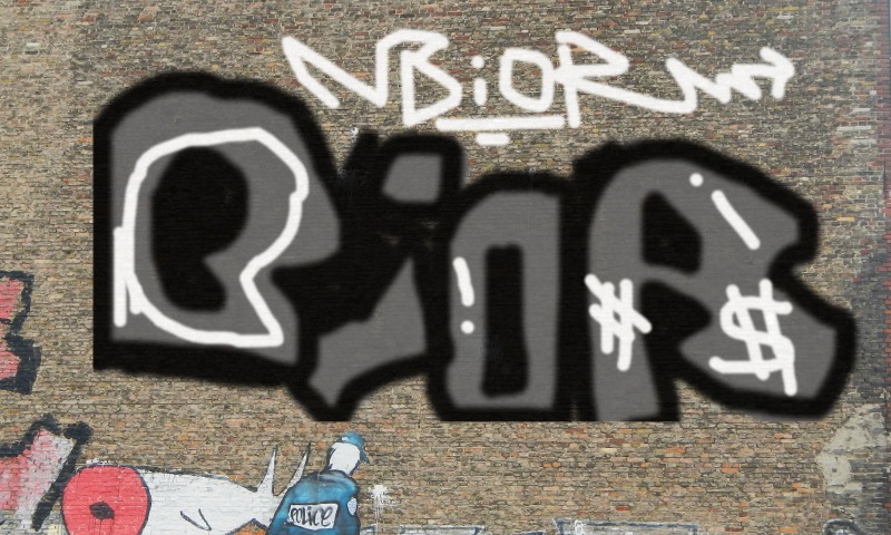 Bombing 1416660023677