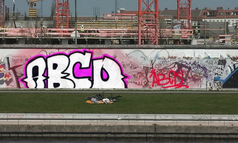 Bombing 1417358708358