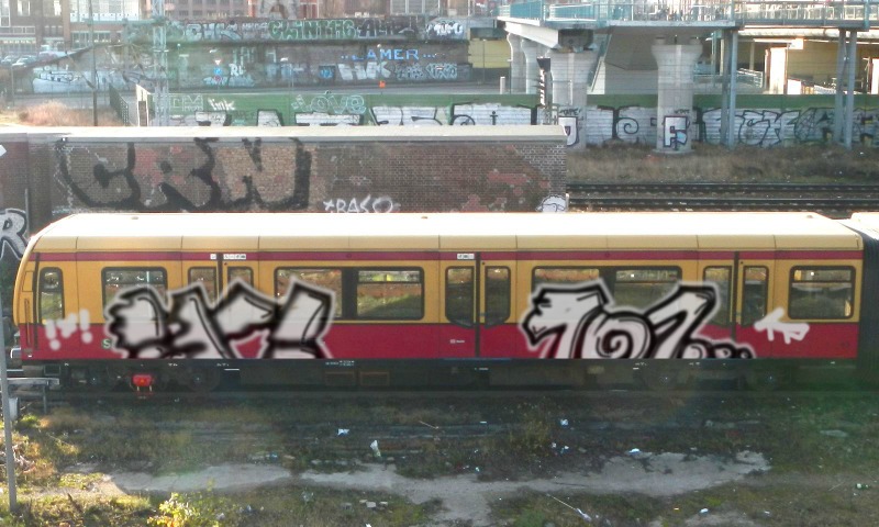 Bombing 1418407554964