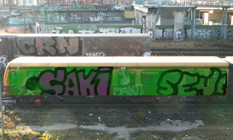 Bombing 1418743660151