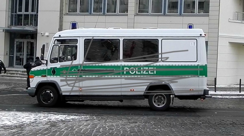 Bombing 1420035750120