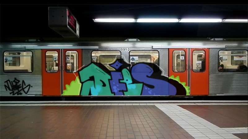 Bombing 1420269782492