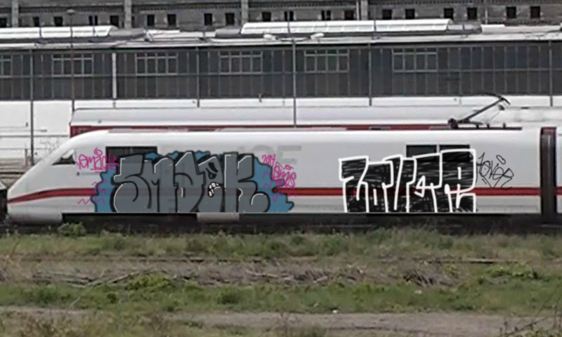 Bombing 1420366004410