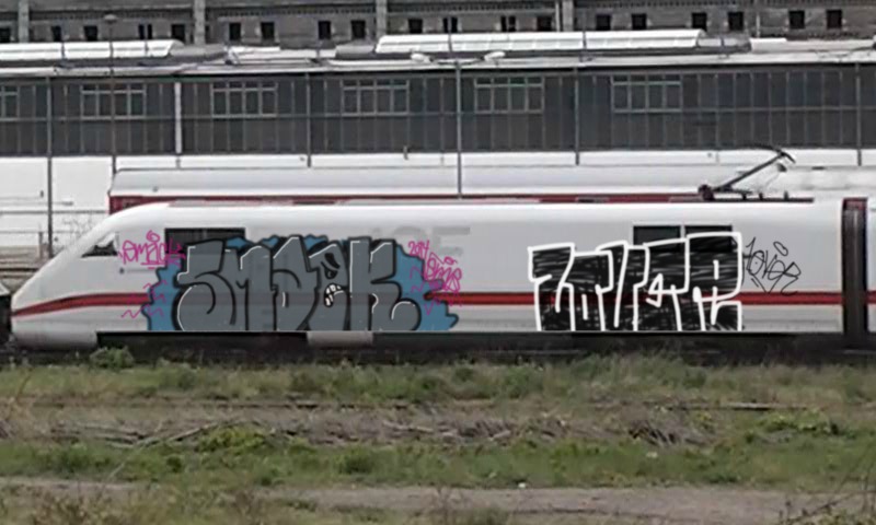 Bombing 1420366004410