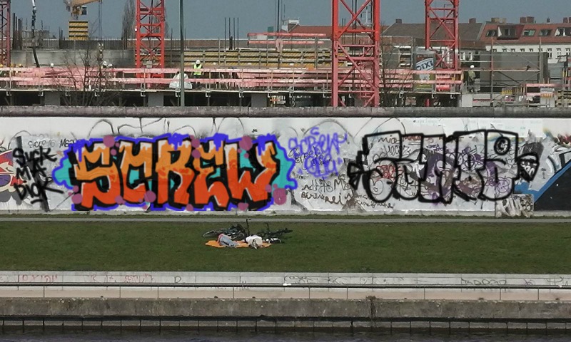 Bombing 1420498095959