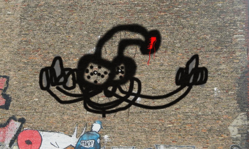 Bombing 1420561145400