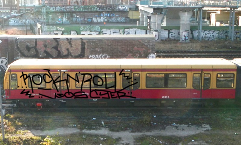 Bombing 1421541234264