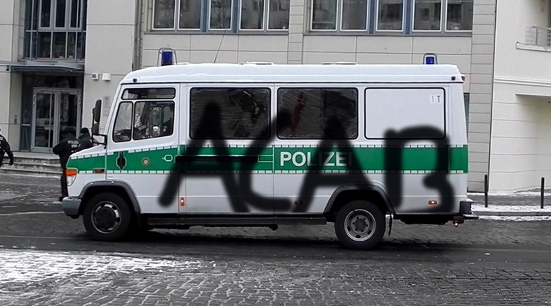 Bombing 1424286103101