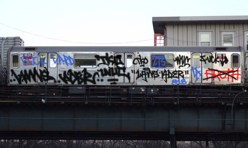 Bombing 1424423112078