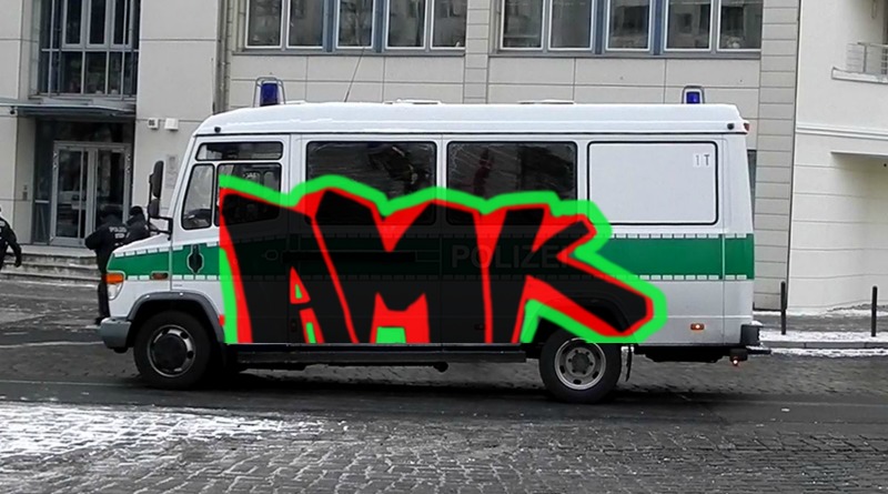 Bombing 1426540678594