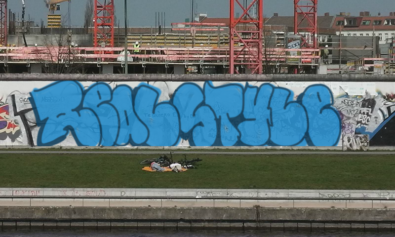 Bombing 1427639369725