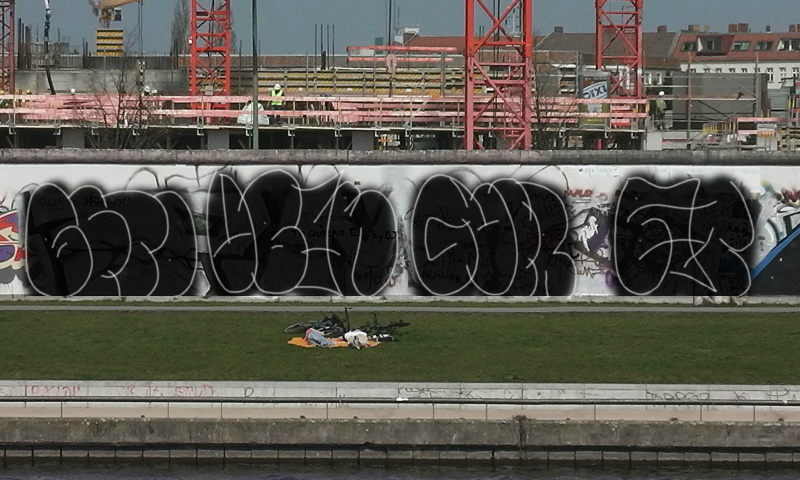 Bombing 1428096095545