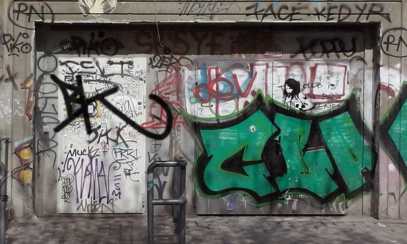 Bombing 1439951690146