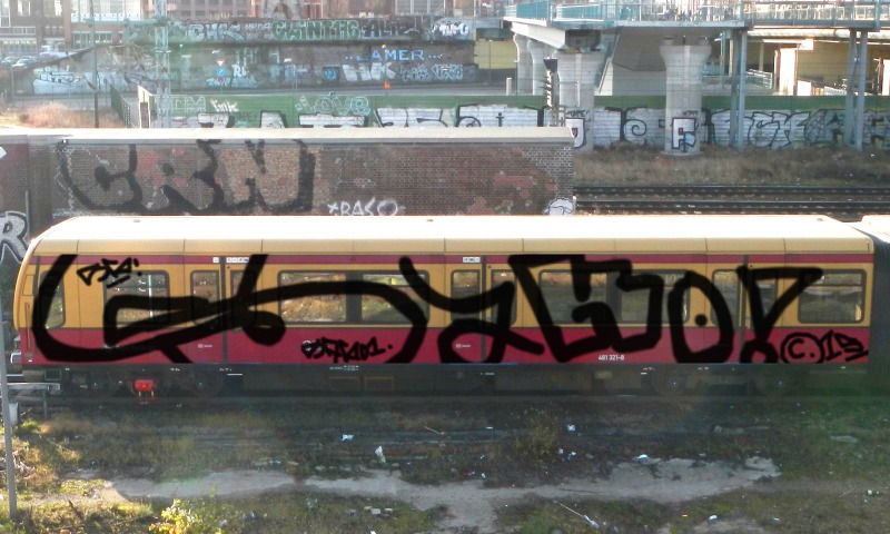 Bombing 1441870294144