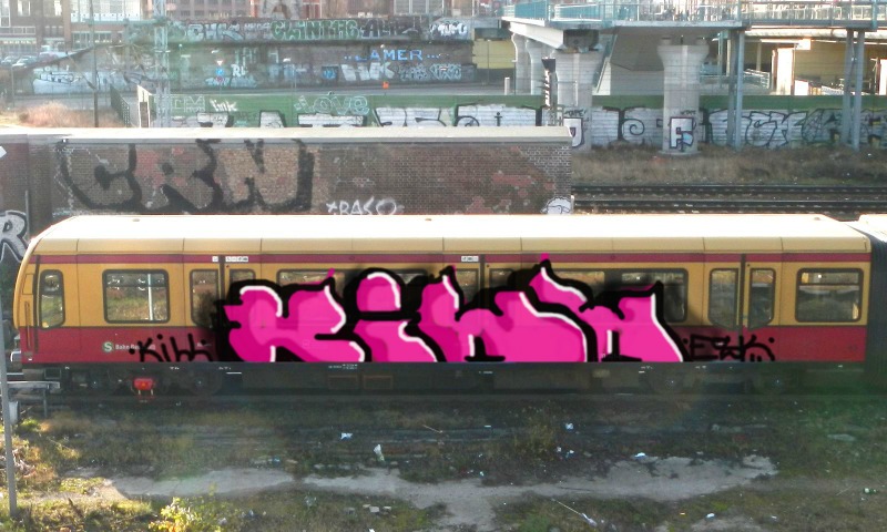 Bombing 1446922483525