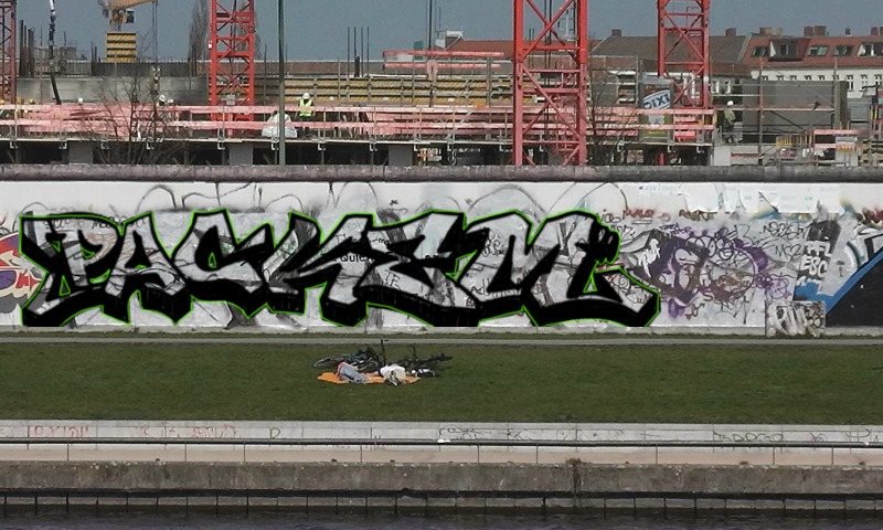 Bombing 1447709662444