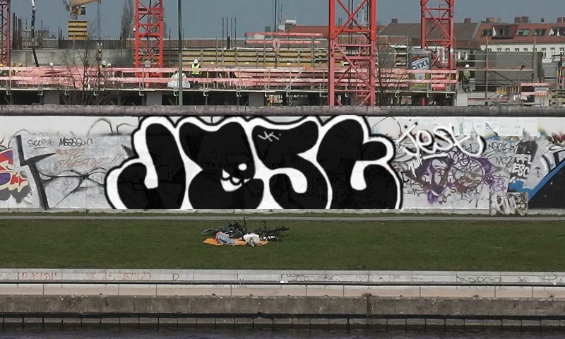 Bombing 1452642538899