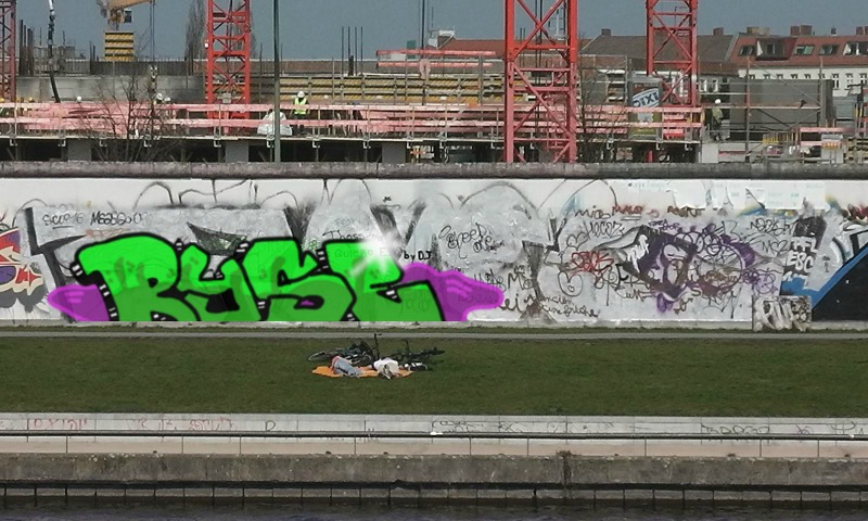 Bombing 1452855863090