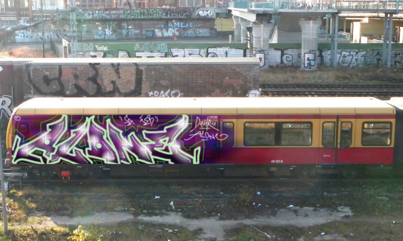 Bombing 1455045819738