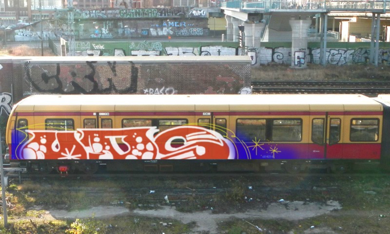 Bombing 1457659971250